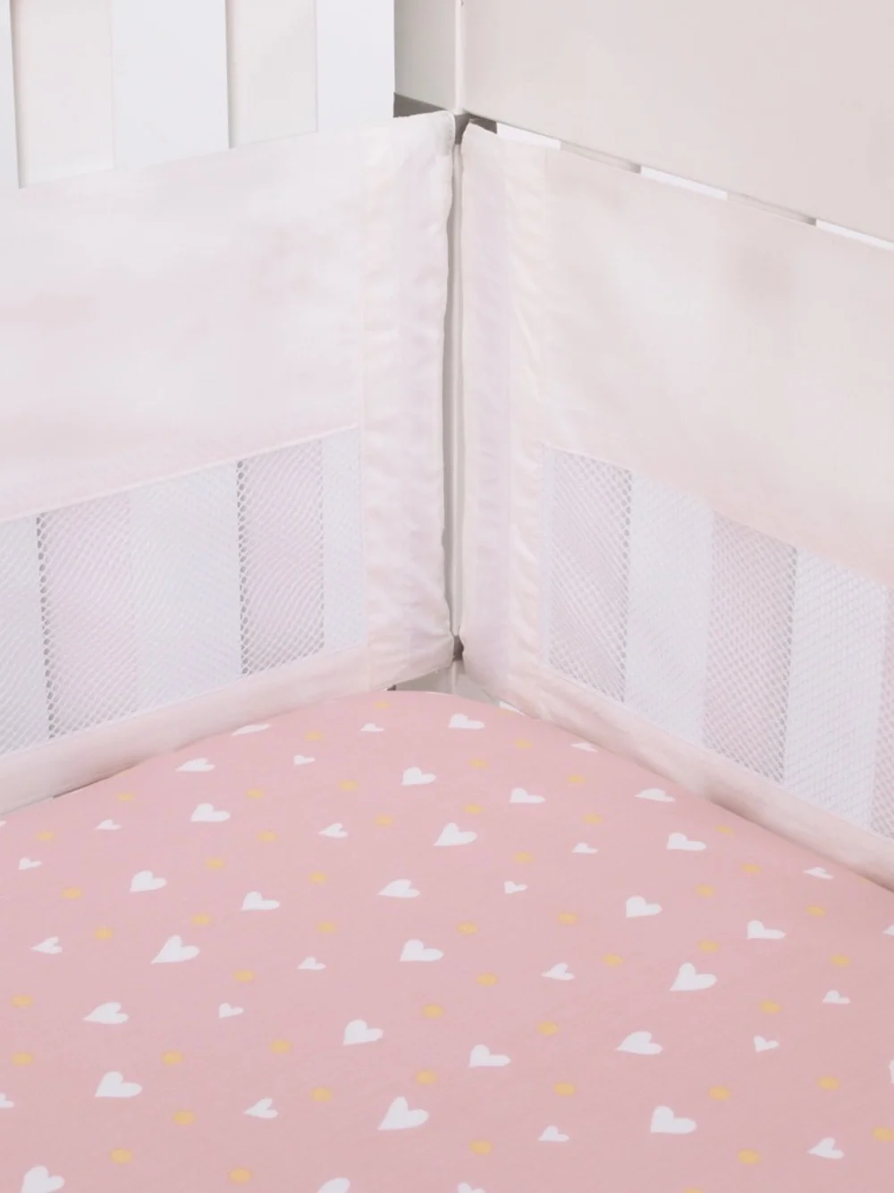 Ellen Degeneres: Heart Crib Sheet